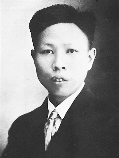黄公略